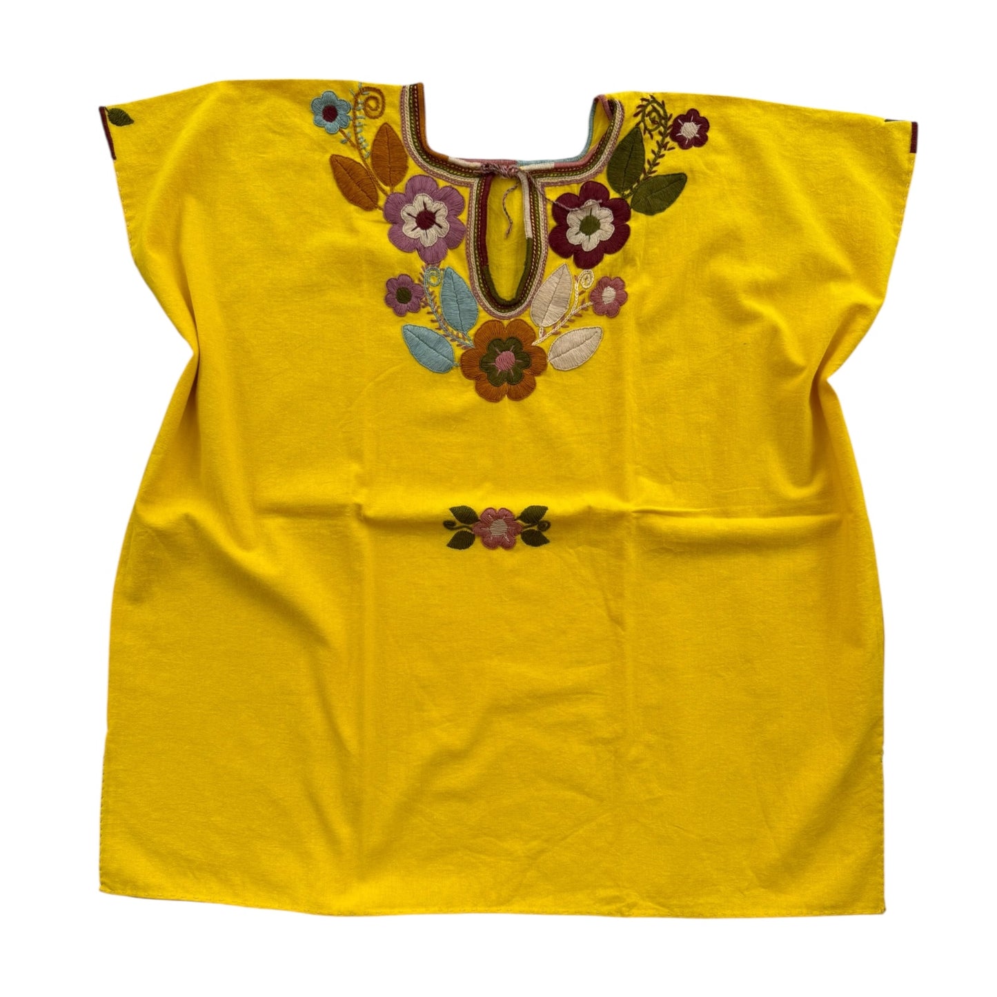 Blusa de manta bordada a mano talla XXL modelo Cadenilla Flor