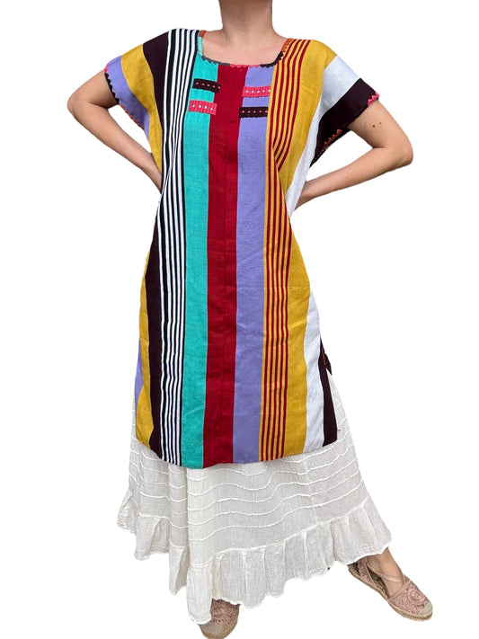 Huipil Oxchuc hecho en Telar de cintura con hilo de algodón