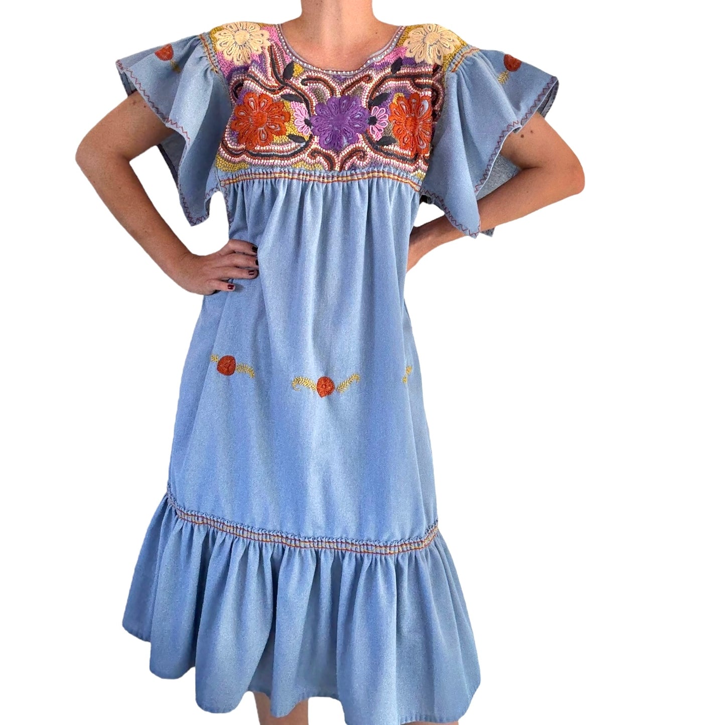 Vestido de lino Bordado a mano Artesanal Mexicano modelo Almira