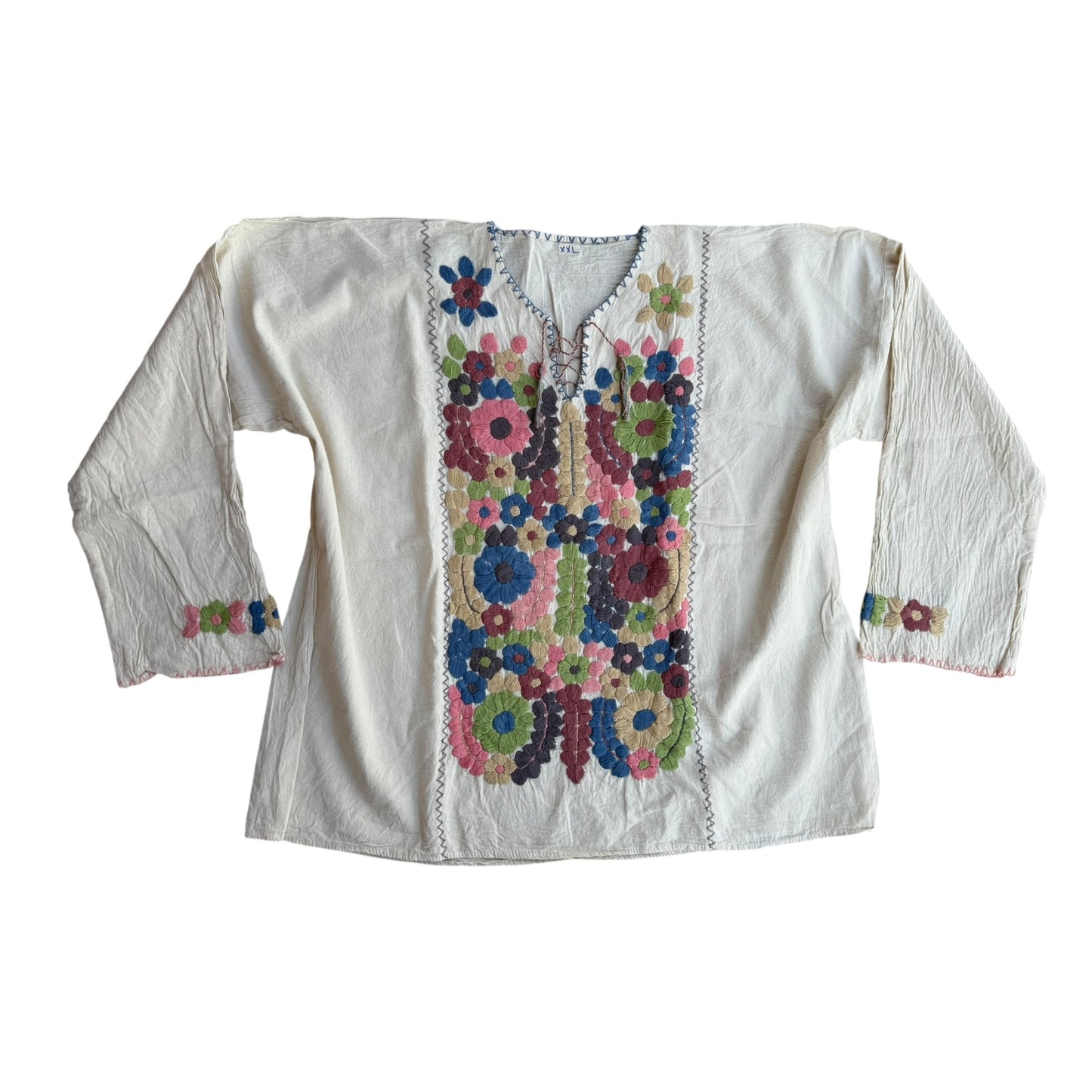Blusa de manta bordada a mano talla XXL modelo Hortensia