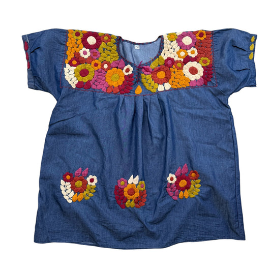 Blusa de mezclilla bordada a mano talla XXL modelo Macarena