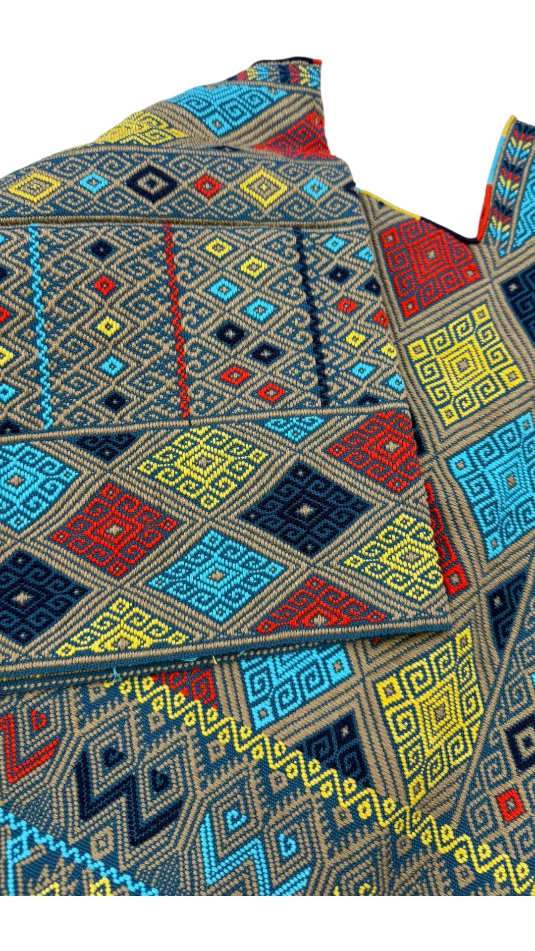 Huipil Ceremonial Aldama de colección azul