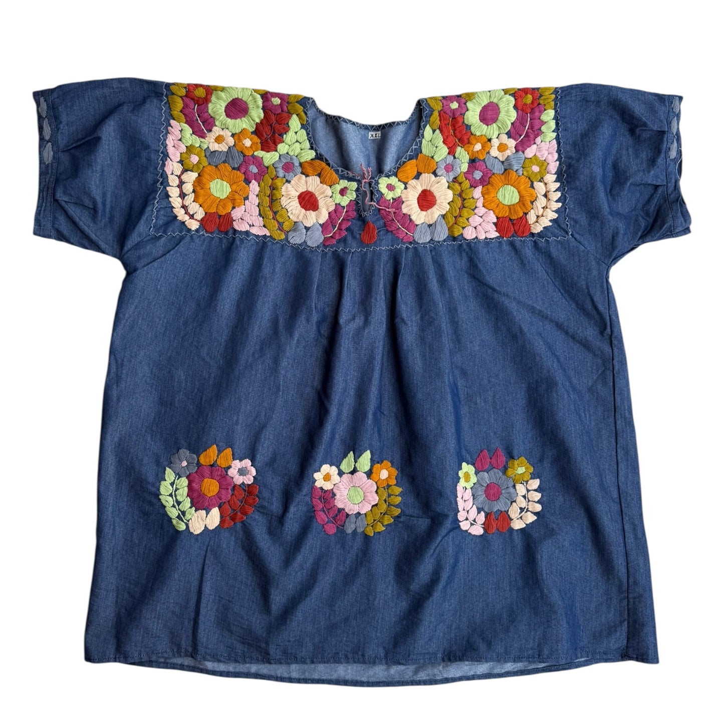 Blusa de mezclilla bordada a mano talla XXL modelo Macarena