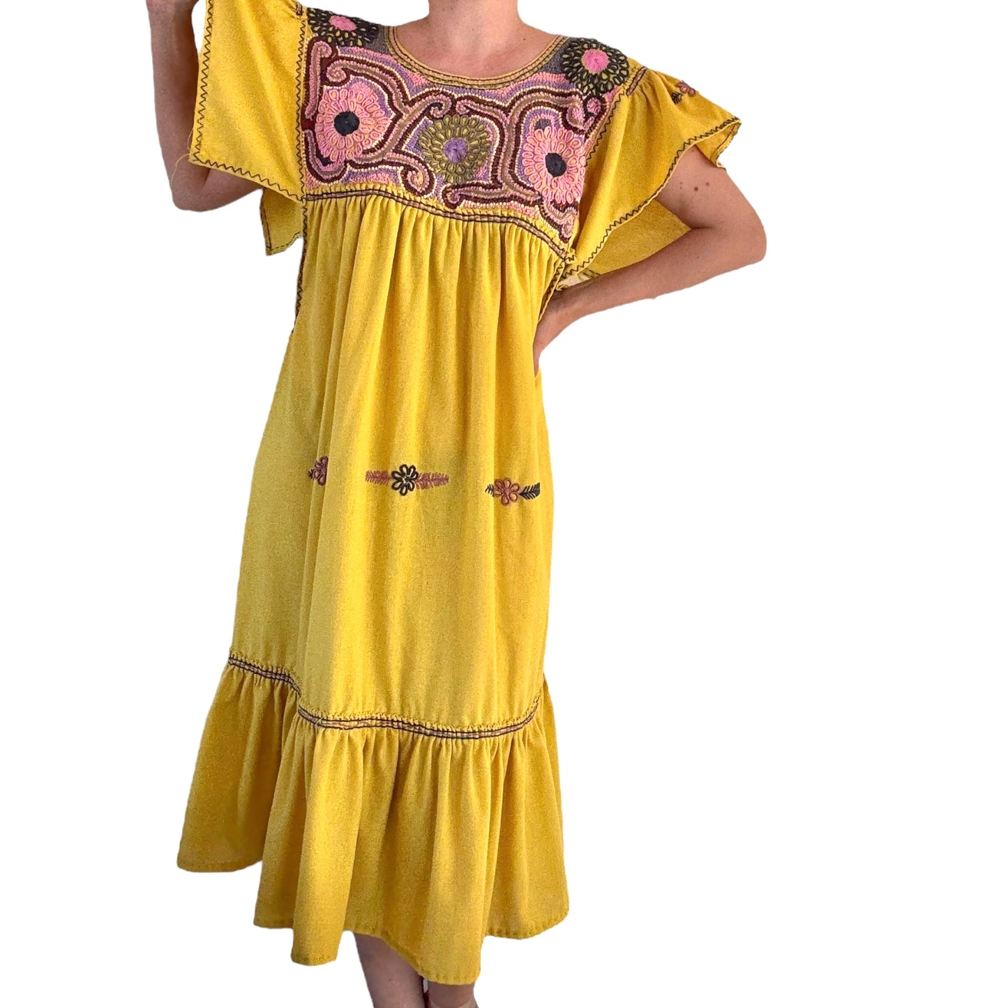 Vestido de lino Bordado a mano Artesanal Mexicano modelo Almira