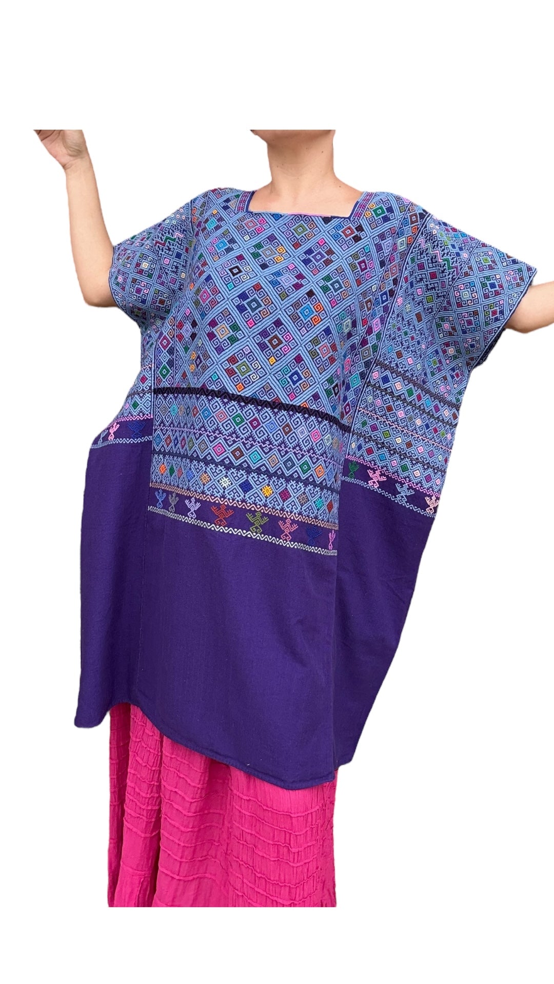 Huipil Ceremonial Aldama de colección morado