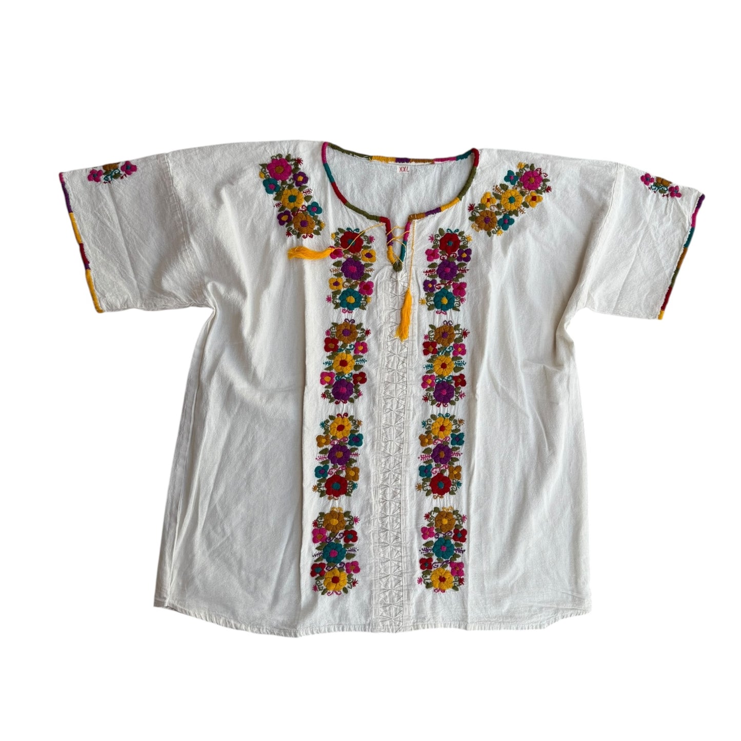 Blusa de manta bordada a mano talla XXL