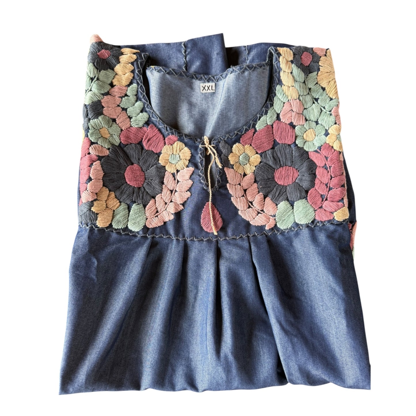 Blusa de mezclilla bordada a mano talla XXL modelo Macarena