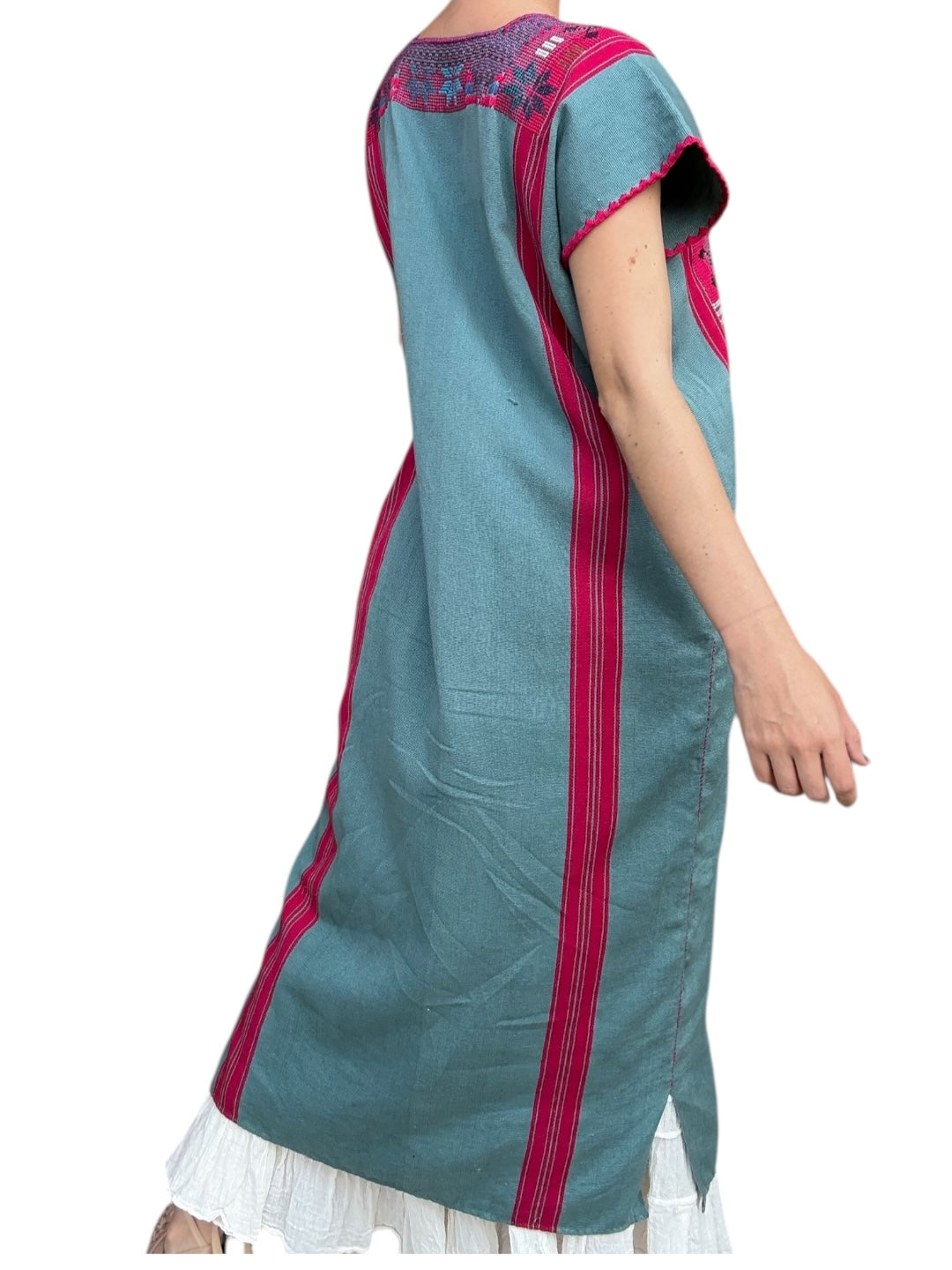 Huipil San Juan Cancuc  hecho en Telar de cintura con hilo de algodón