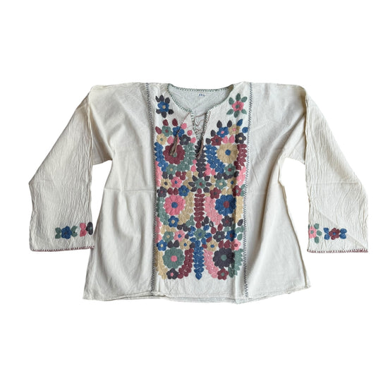 Blusa de manta bordada a mano talla XXL modelo Hortensia