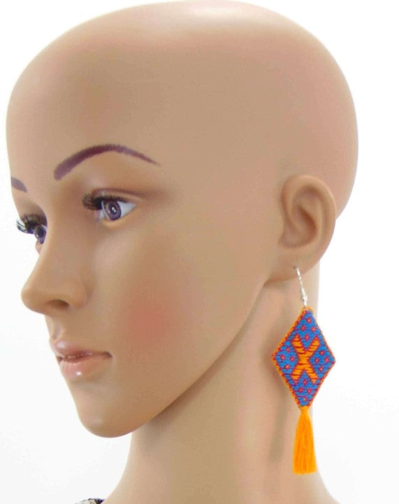 Arete Artesanal Mexicanos modelo Estambre