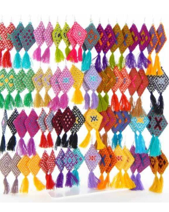 Arete Artesanal Mexicanos modelo Estambre